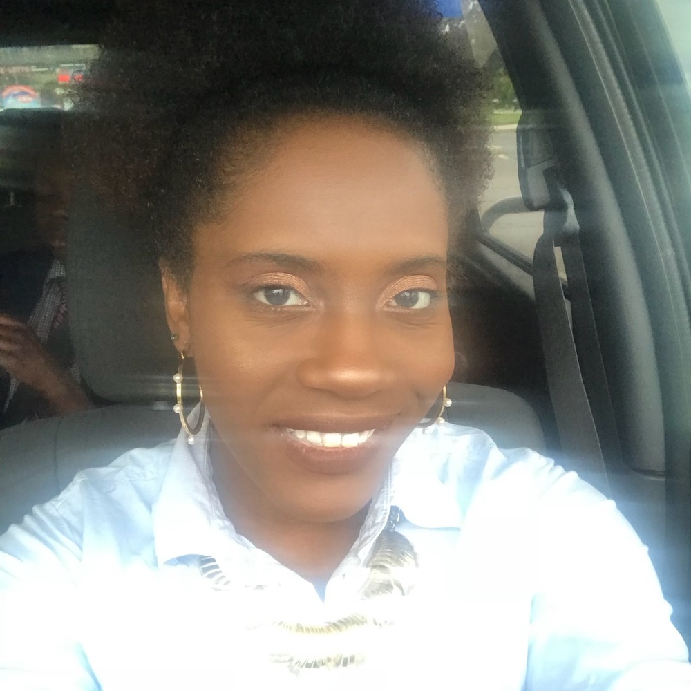 Meet your Posher, Carmellia